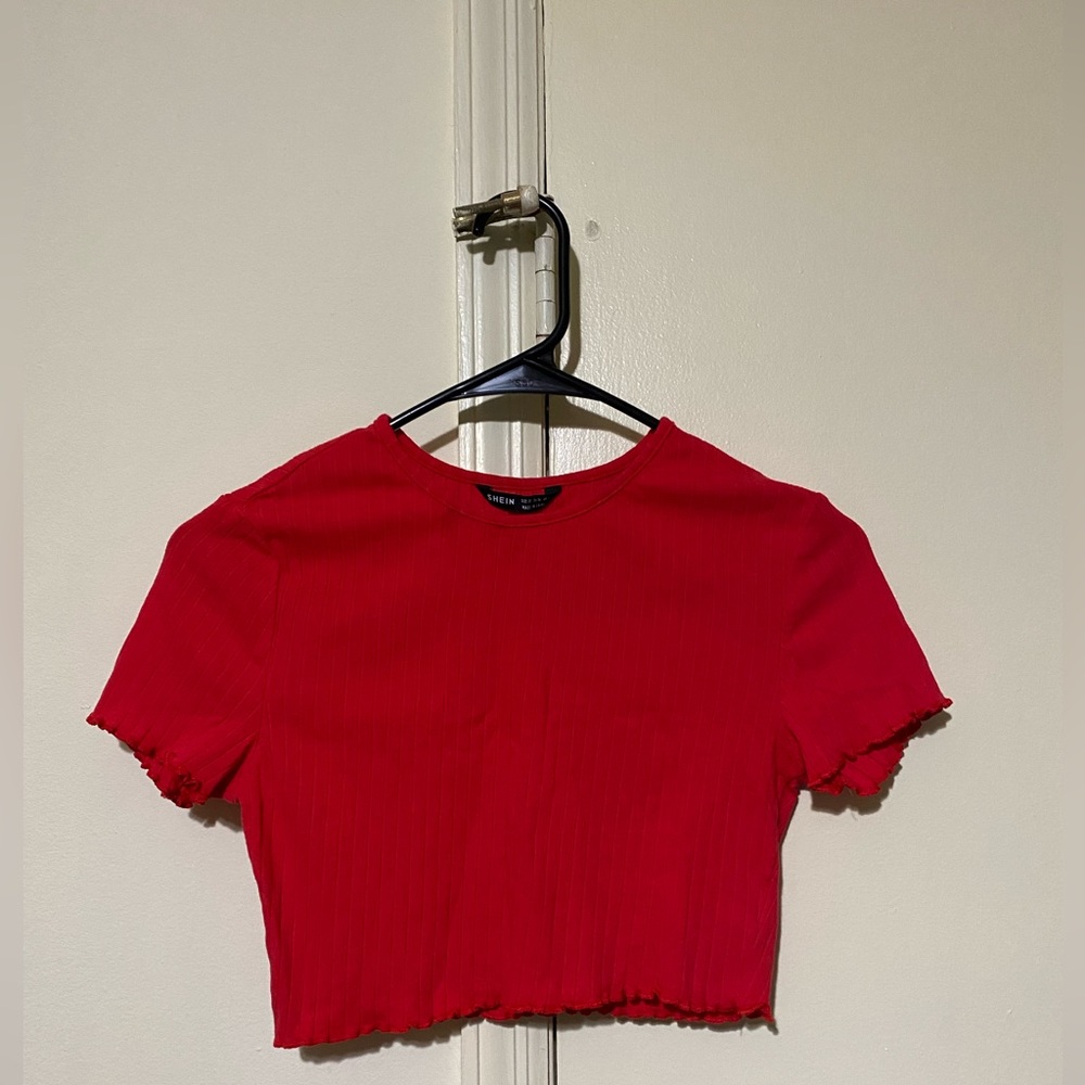 Lettuce Trim Rib- Knit Crop Top